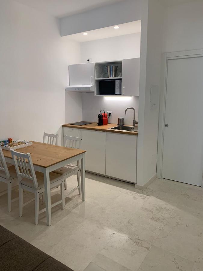 Suite 55 in centro Trani Exterior foto