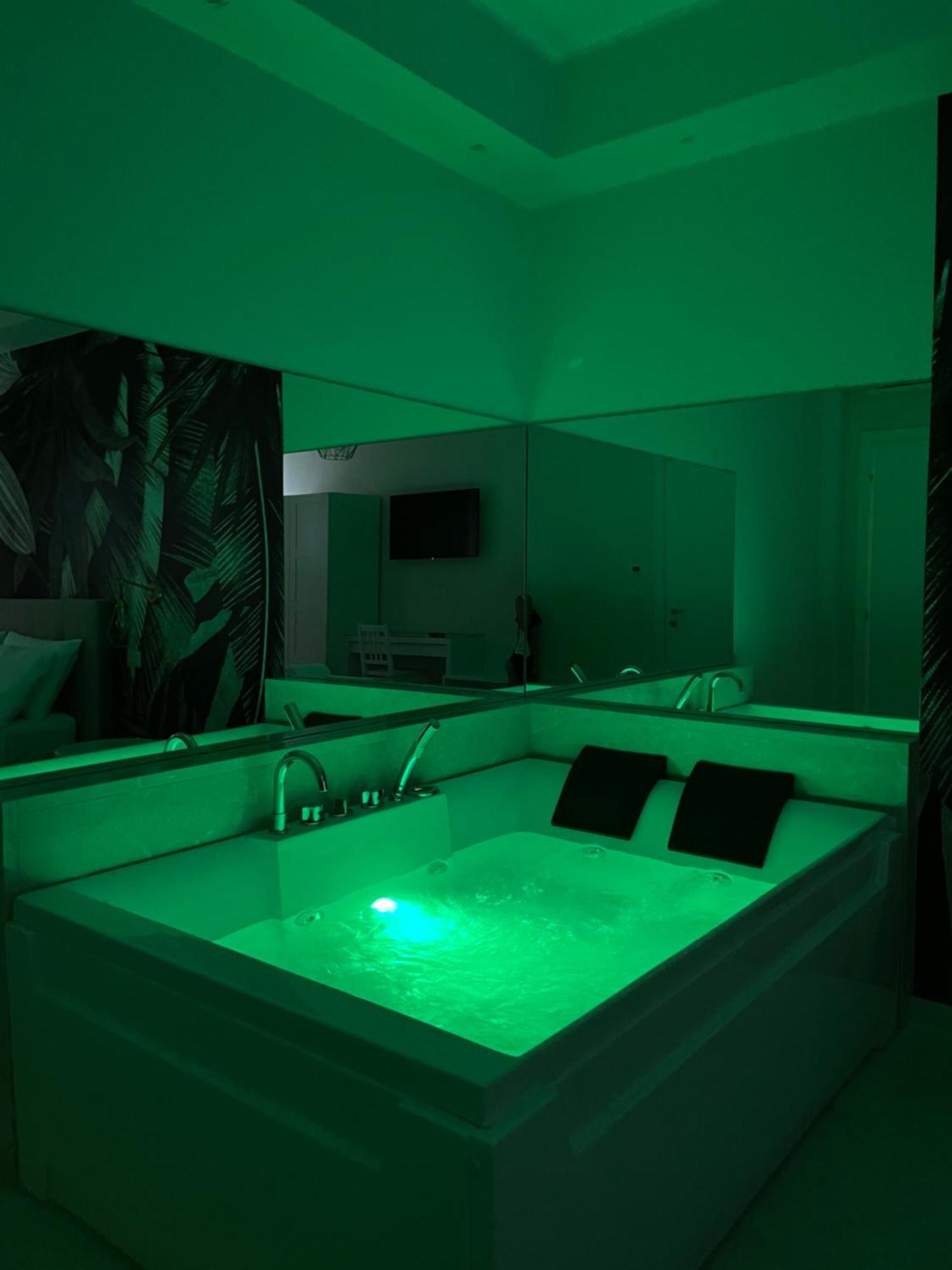 Suite 55 in centro Trani Exterior foto