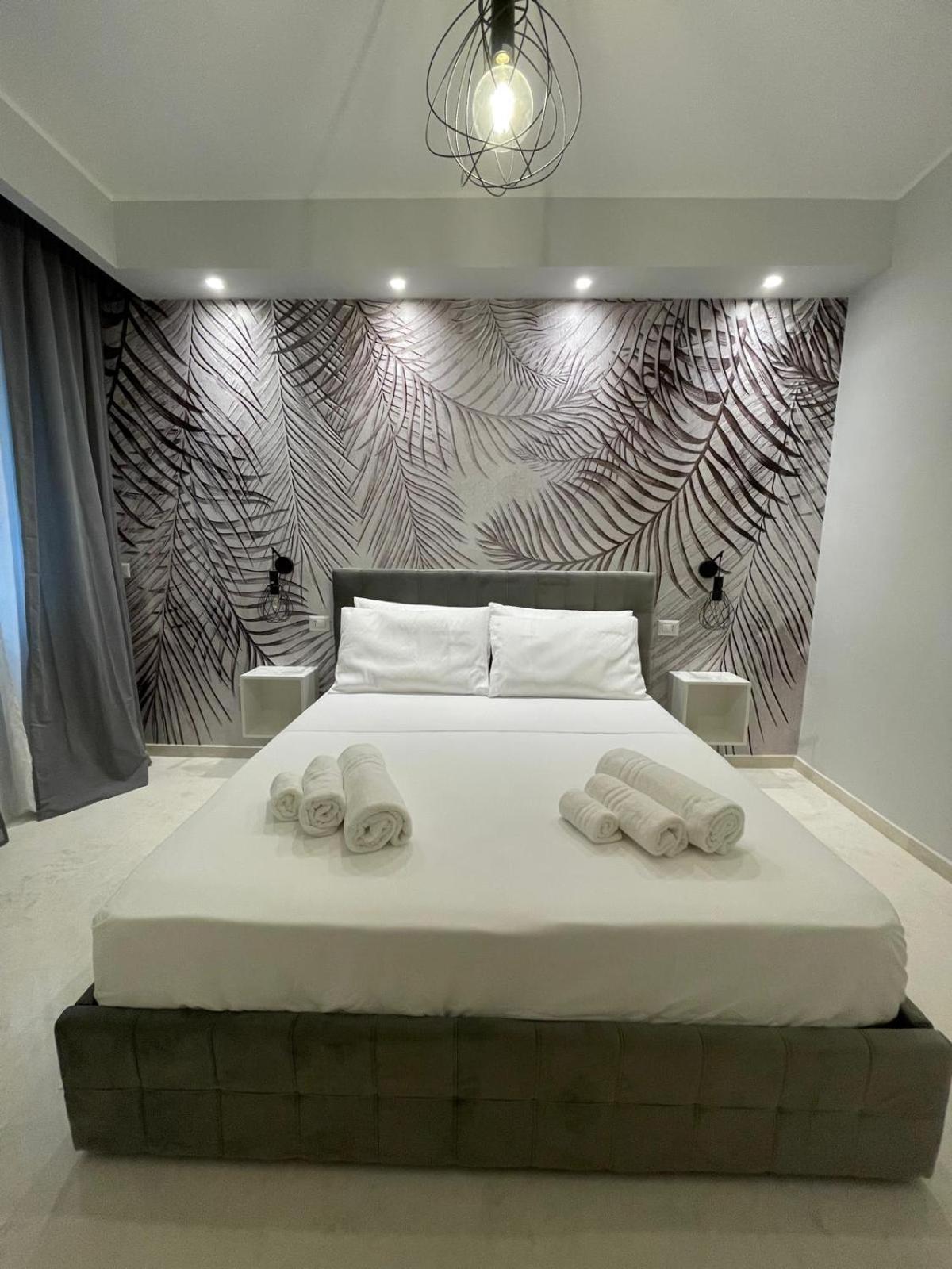 Suite 55 in centro Trani Exterior foto